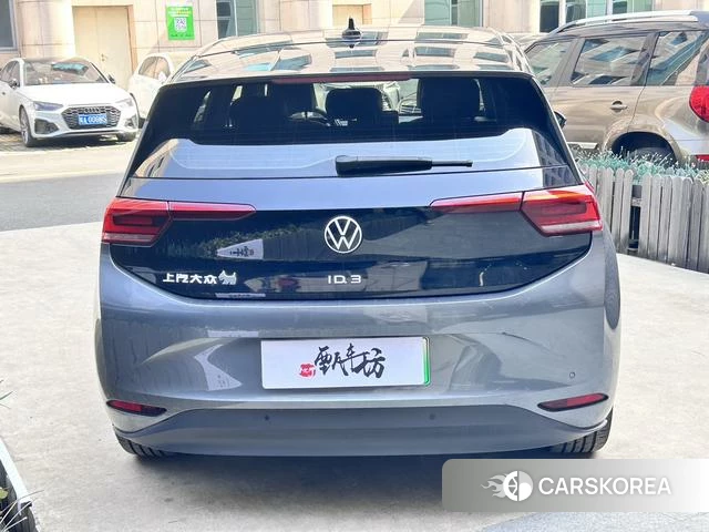Volkswagen ID.3 2022 Темно-серый из Китая, фото 6