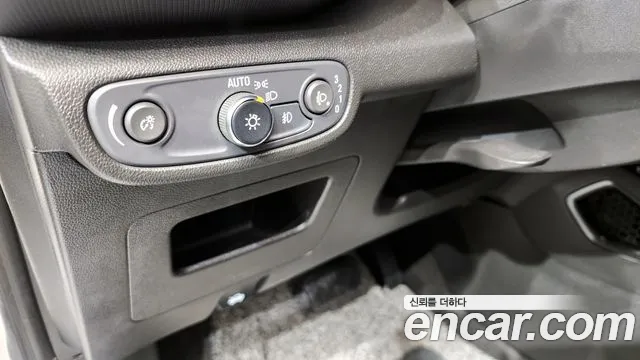 Chevrolet (GM Daewoo) Trailblazer 2022 Белый из Кореи, фото 6