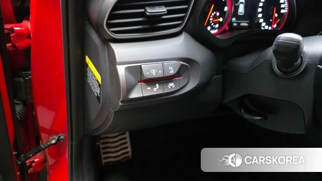 Hyundai Veloster (JS) 2018 Красный из Кореи, фото 6