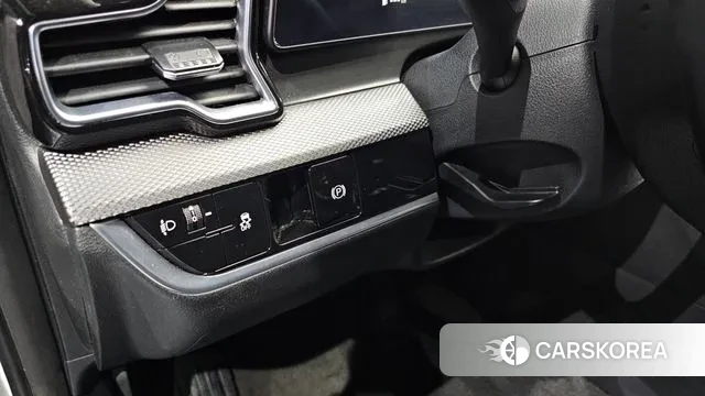 Kia Sportage 5th Generation 2023 Белый из Кореи, фото 6