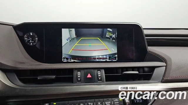 Lexus ES300h 7th generation 2020 Черный из Кореи, фото 6