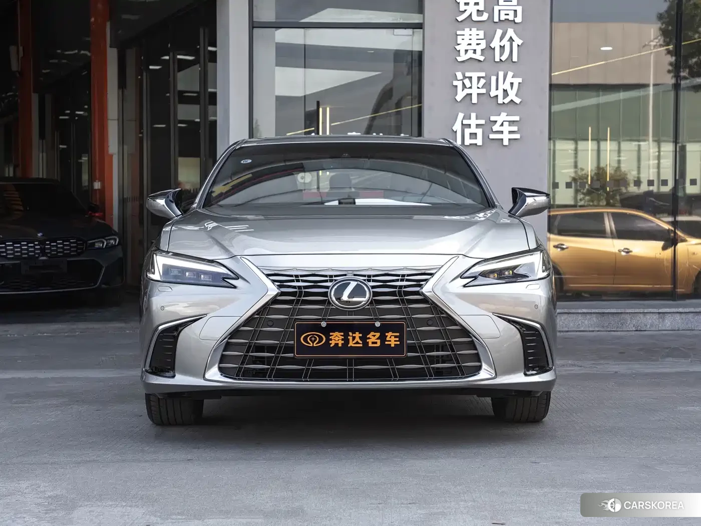 Lexus ES 2026 Silver/gray из Китая, фото 6