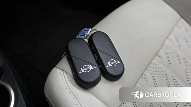 Mini Cooper S 4th Generation 2025 Небесно-голубой из Кореи, фото 6