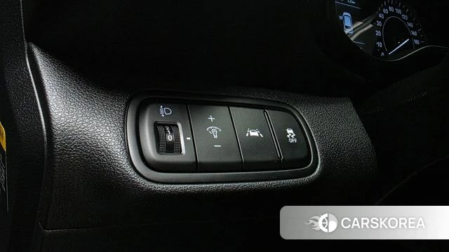 Hyundai Venue 2019 Серый из Кореи, фото 6