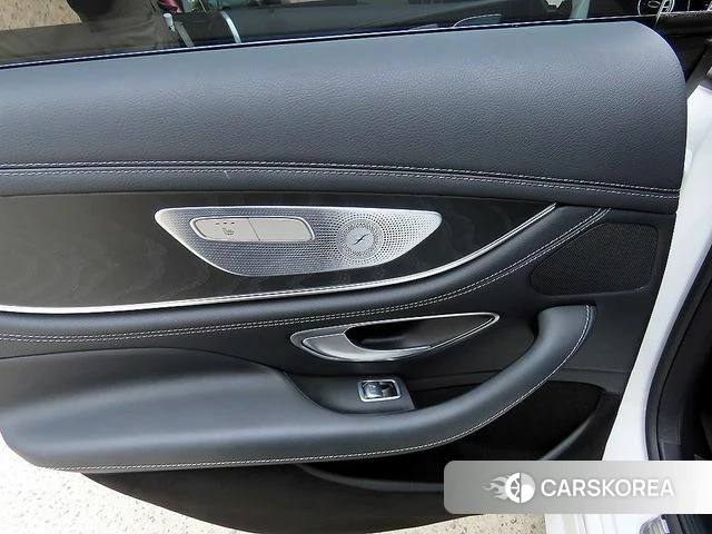 Mercedes-Benz CLS-Class C257 2022 Белый из Кореи, фото 6