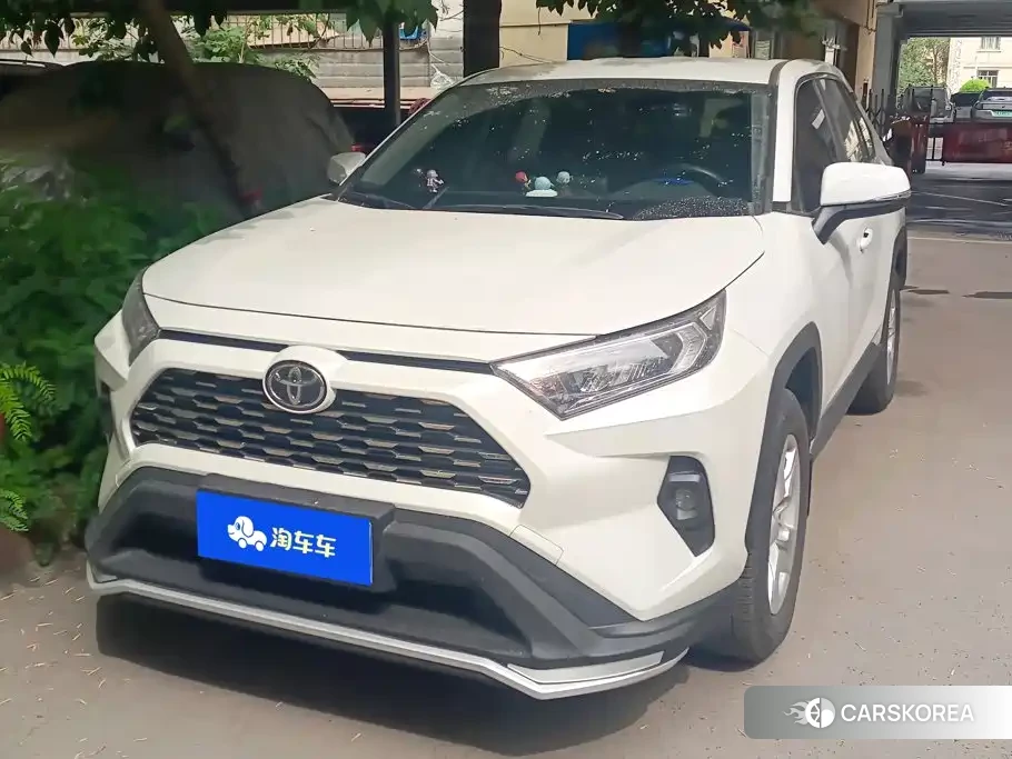 Toyota RAV4 2024 Белый из Китая, фото 6