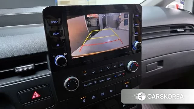 Hyundai Staria 2023 Желтый из Кореи, фото 6