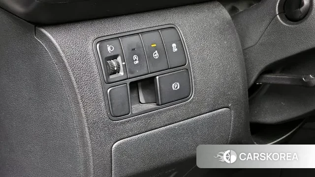 Hyundai Staria 2025 Белый из Кореи, фото 6