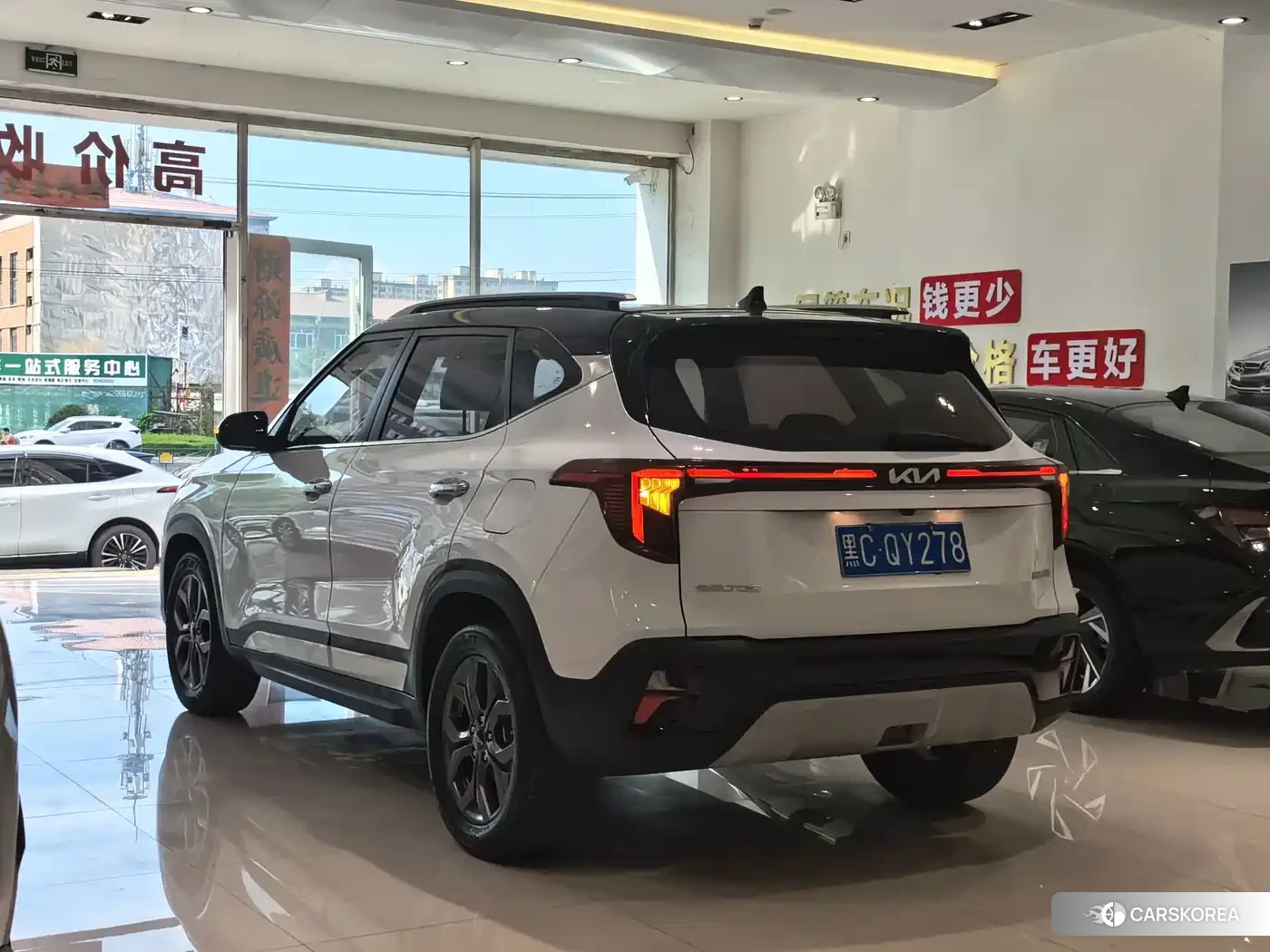 Kia Seltos 2023 Белый из Китая, фото 6