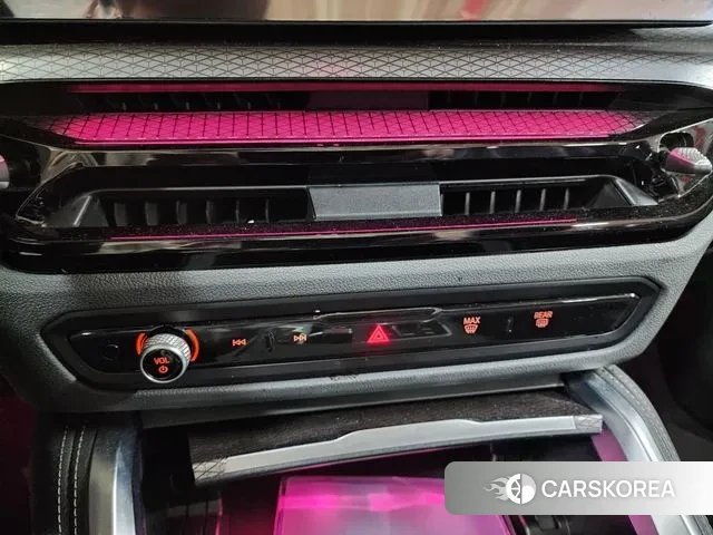 BMW 4 Series (G22) 2025 Черный из Кореи, фото 6