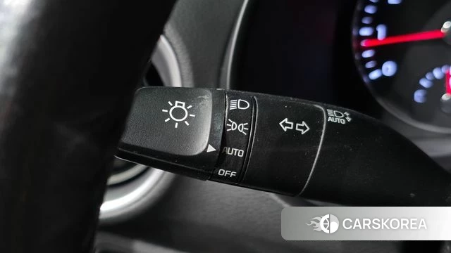 Kia The New K3 2nd generation 2022 Белый из Кореи, фото 6