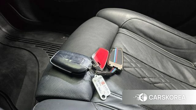 BMW 5 Series (G30) 2018 Белый из Кореи, фото 6