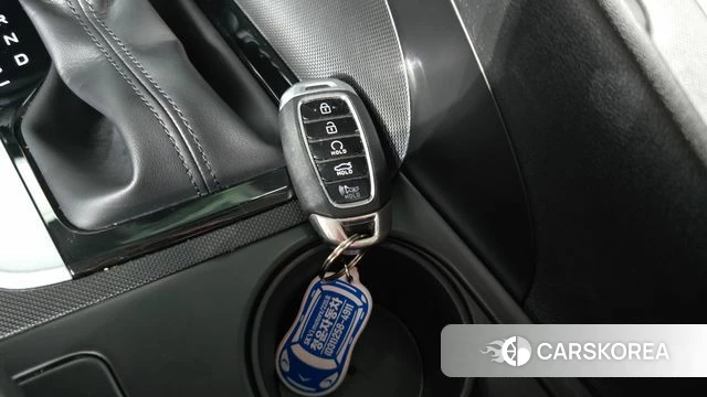 Hyundai Avante (CN7) 2021 Серебристо-серый из Кореи, фото 6