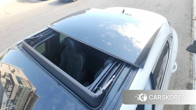Audi Q3 (F3) 2023 Белый из Кореи, фото 6