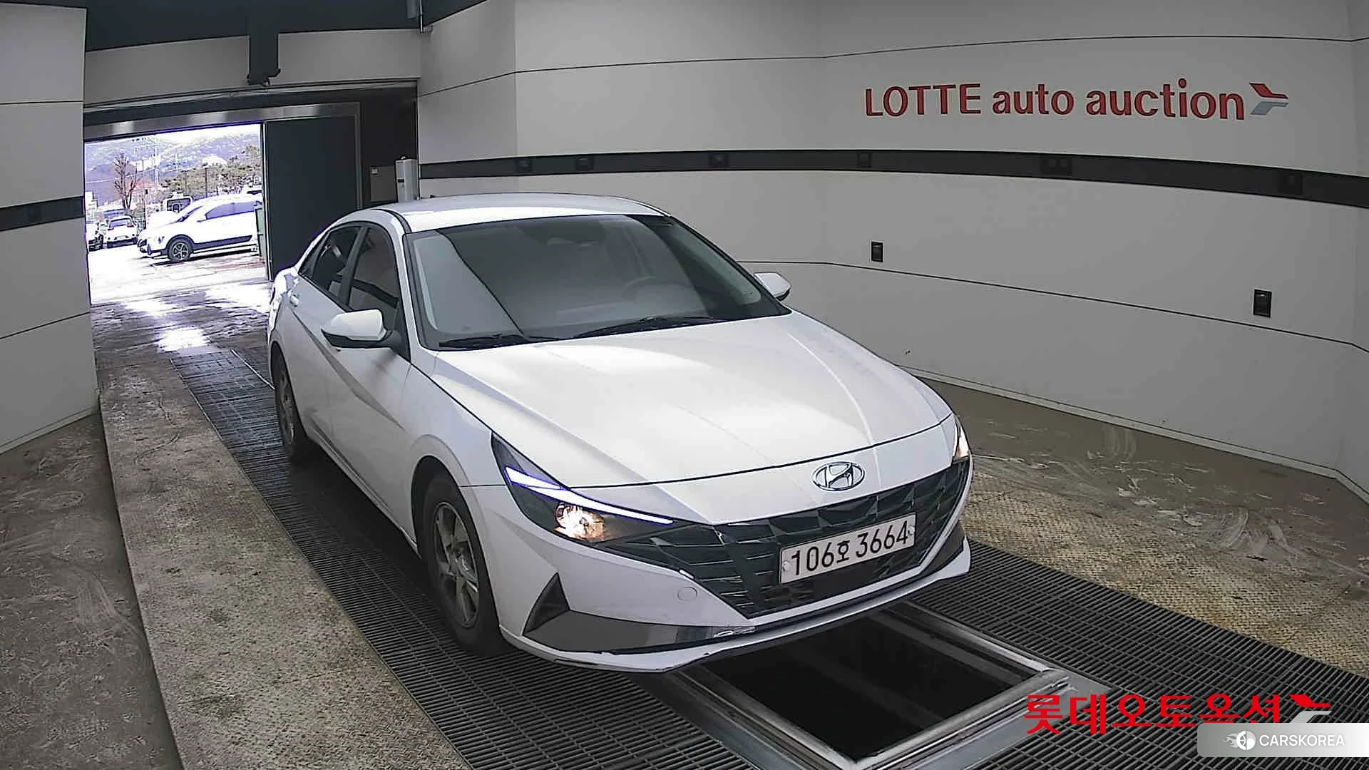 Hyundai Avante 2022 Белый из Кореи, фото 6