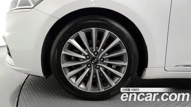 Kia Come New K7 2019 Белый из Кореи, фото 6