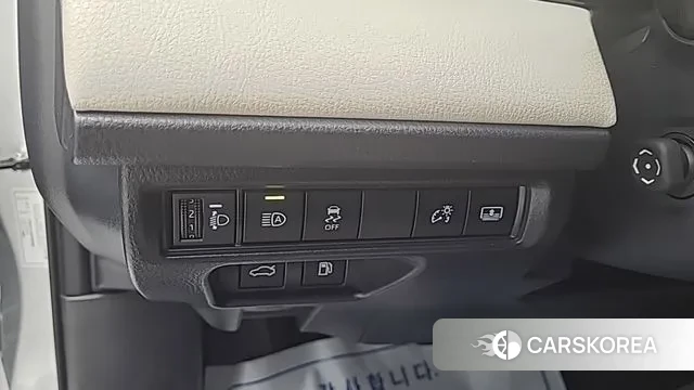 Toyota Camry (XV80) 2025 Серебряный из Кореи, фото 6