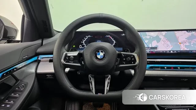 BMW 5 Series (G60) 2024 Серый из Кореи, фото 6