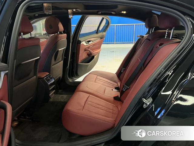 BMW 5 series PHEV id 4211024 из Китая 6