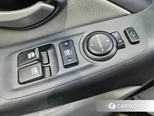 Hyundai The New Grand Starex 2019 Серебристо-серый из Кореи, фото 6