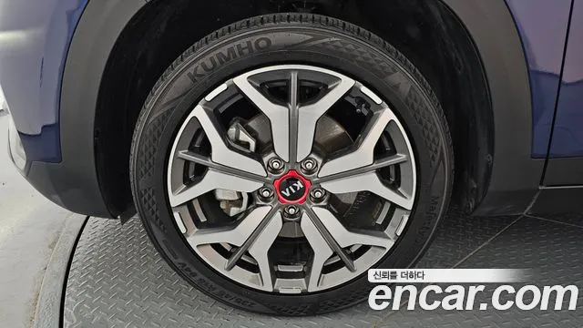 Kia Seltos 2019 Синий из Кореи, фото 6
