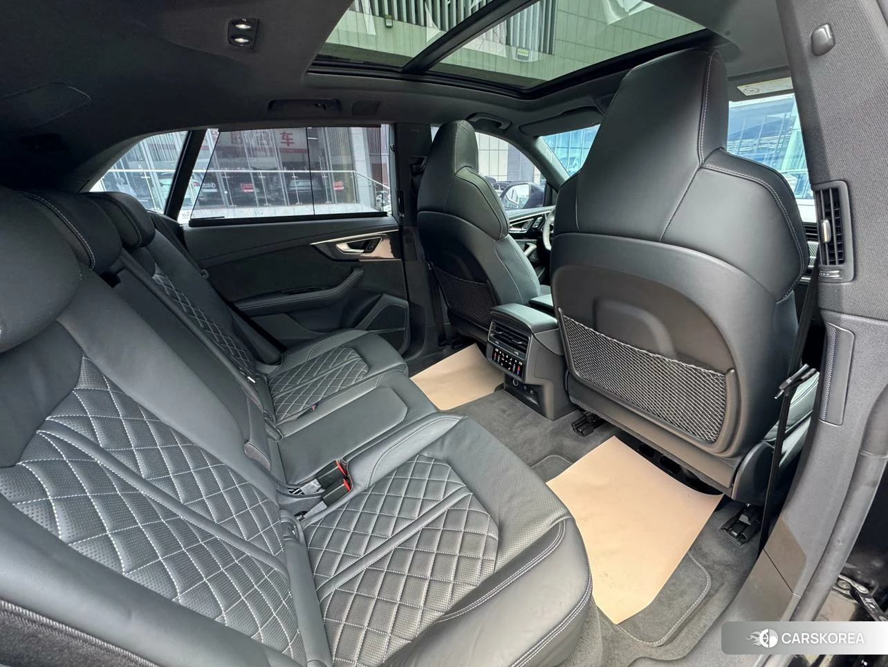 Audi Q8 2020 Черный из Китая, фото 6