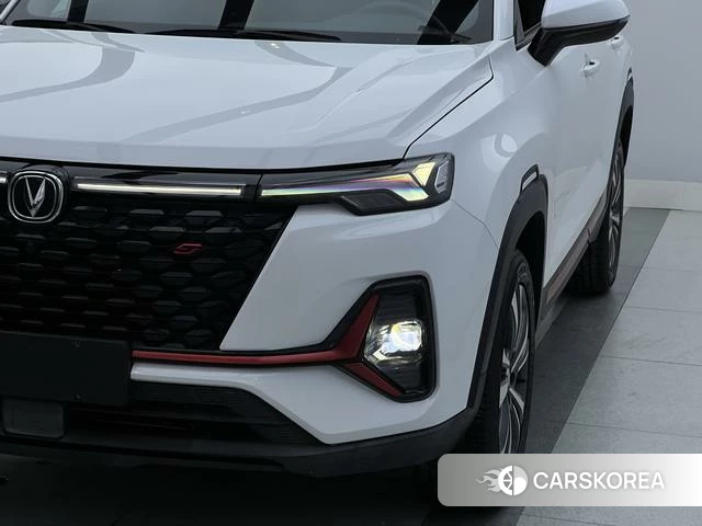 Chang'an CS35 PLUS 2022 Белый из Китая, фото 6