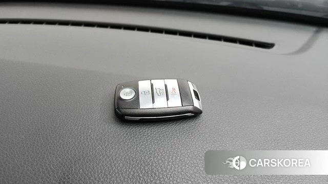 Kia Stonic 2019 Белый из Кореи, фото 6
