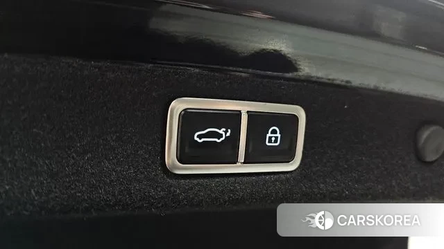 Hyundai Grandeur Hybrid (GN7) 2023 Черный из Кореи, фото 6