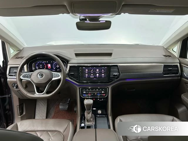 Volkswagen Weiran 2021 Красный из Китая, фото 6
