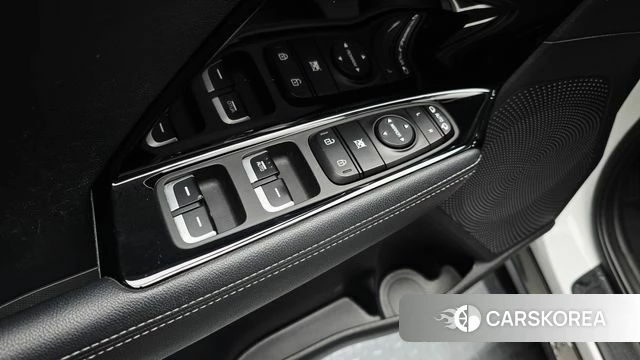 Kia Niro 2018 Белый из Кореи, фото 6