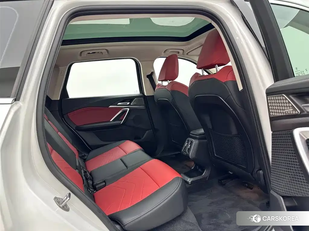 BMW iX1 2024 Белый из Китая, фото 6