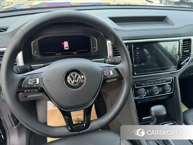 Volkswagen Tourang 2021 Черный из Китая, фото 6