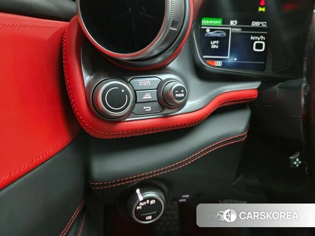 Ferrari GTC4 Russo 2019 Белый из Кореи, фото 6