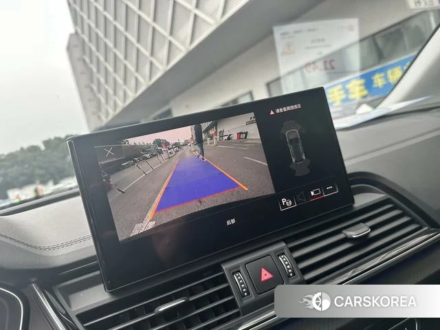 Audi Q5L 2021 Черный из Китая, фото 6