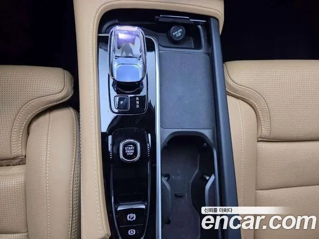 Volvo XC90 second Generation 2024 Белый из Кореи, фото 6