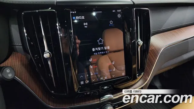 Volvo XC60 second Generation 2023 Черный из Кореи, фото 6