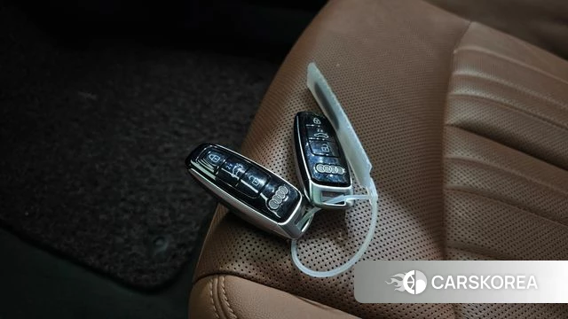 Audi A6 (C8) 2021 Белый из Кореи, фото 6