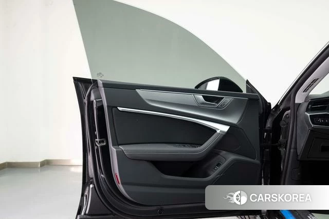Audi A7L 2024 Черный из Китая, фото 6