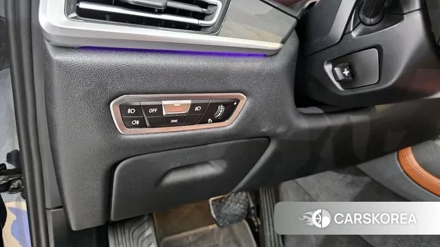 BMW X7 (G07) 2022 Черный из Кореи, фото 6