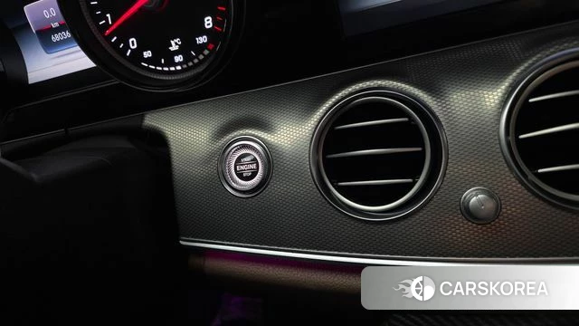 Mercedes-Benz E-Class W213 2019 Серый из Кореи, фото 6
