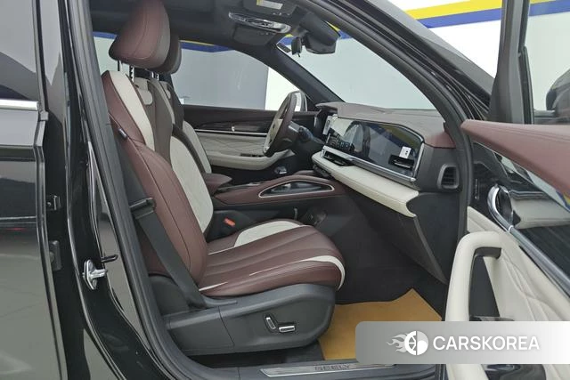 Geely Automobile Xingyue L 2022 Черный из Китая, фото 6
