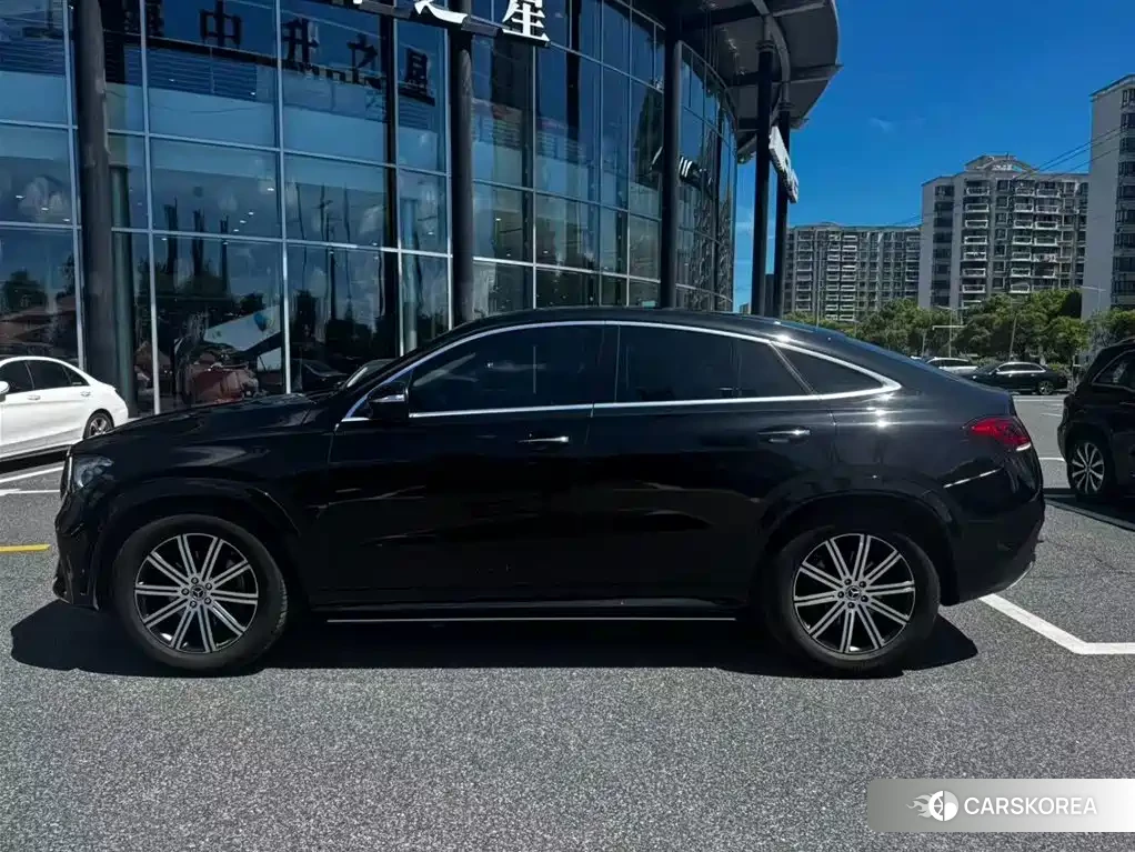 Mercedes-Benz GLE 2023 Черный из Китая, фото 6