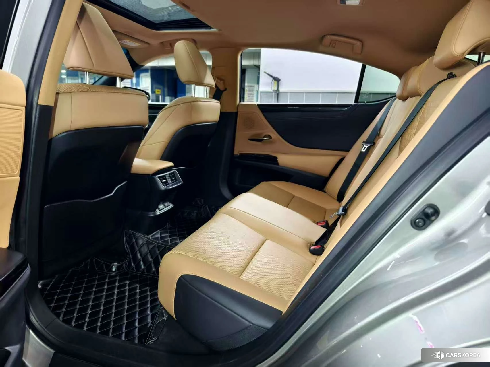 Lexus ES 2021 Серебристо-серый из Китая, фото 6