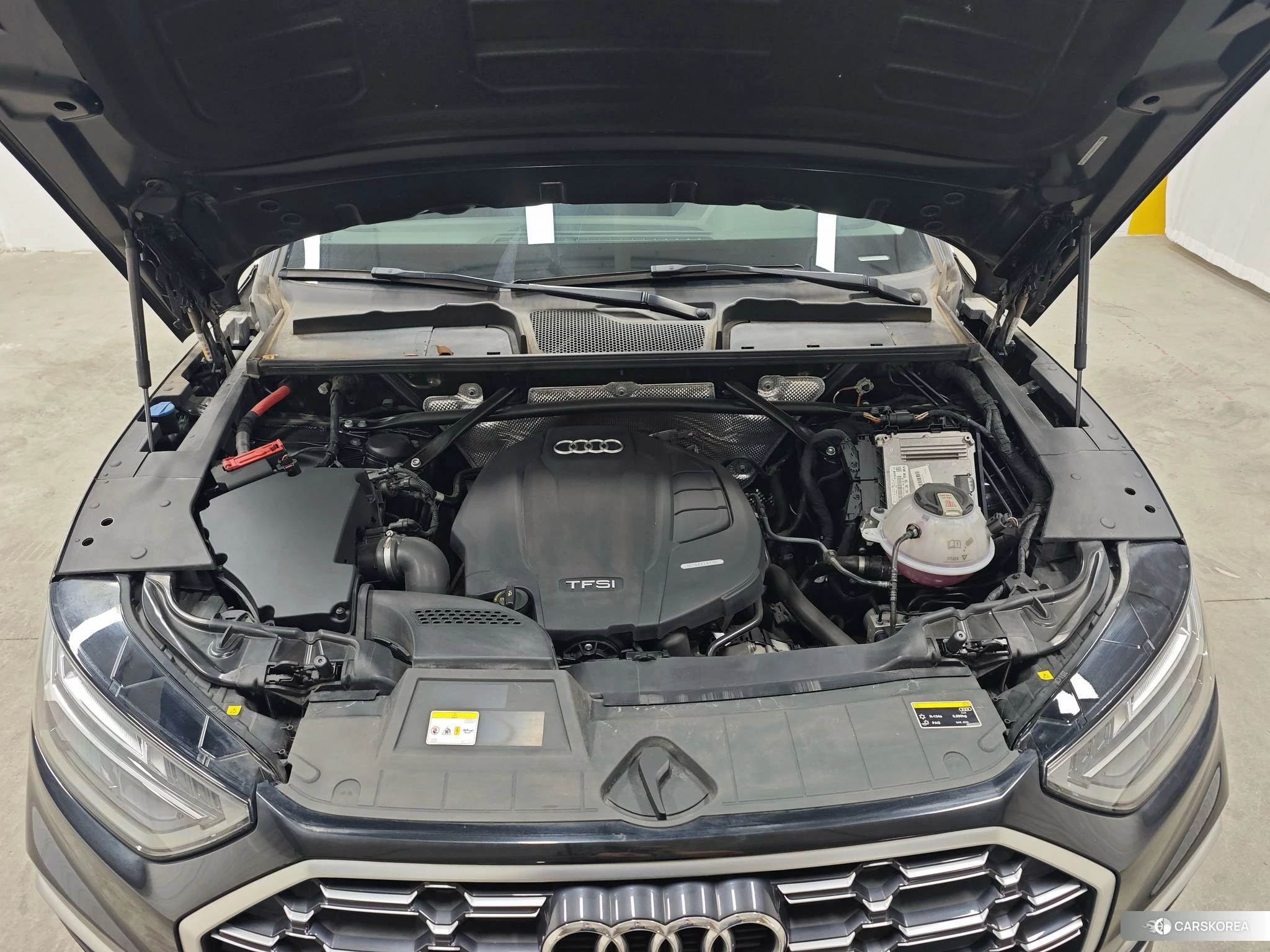 Audi Q5L 2021 Черный из Китая, фото 6
