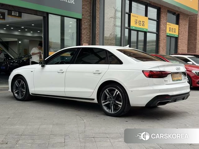 Audi A4L 2023 Белый из Китая, фото 6