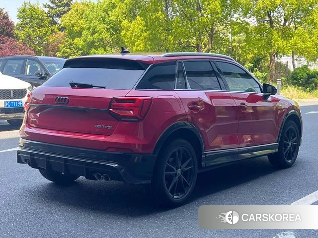 Audi Q2L 2020 Красный из Китая, фото 6
