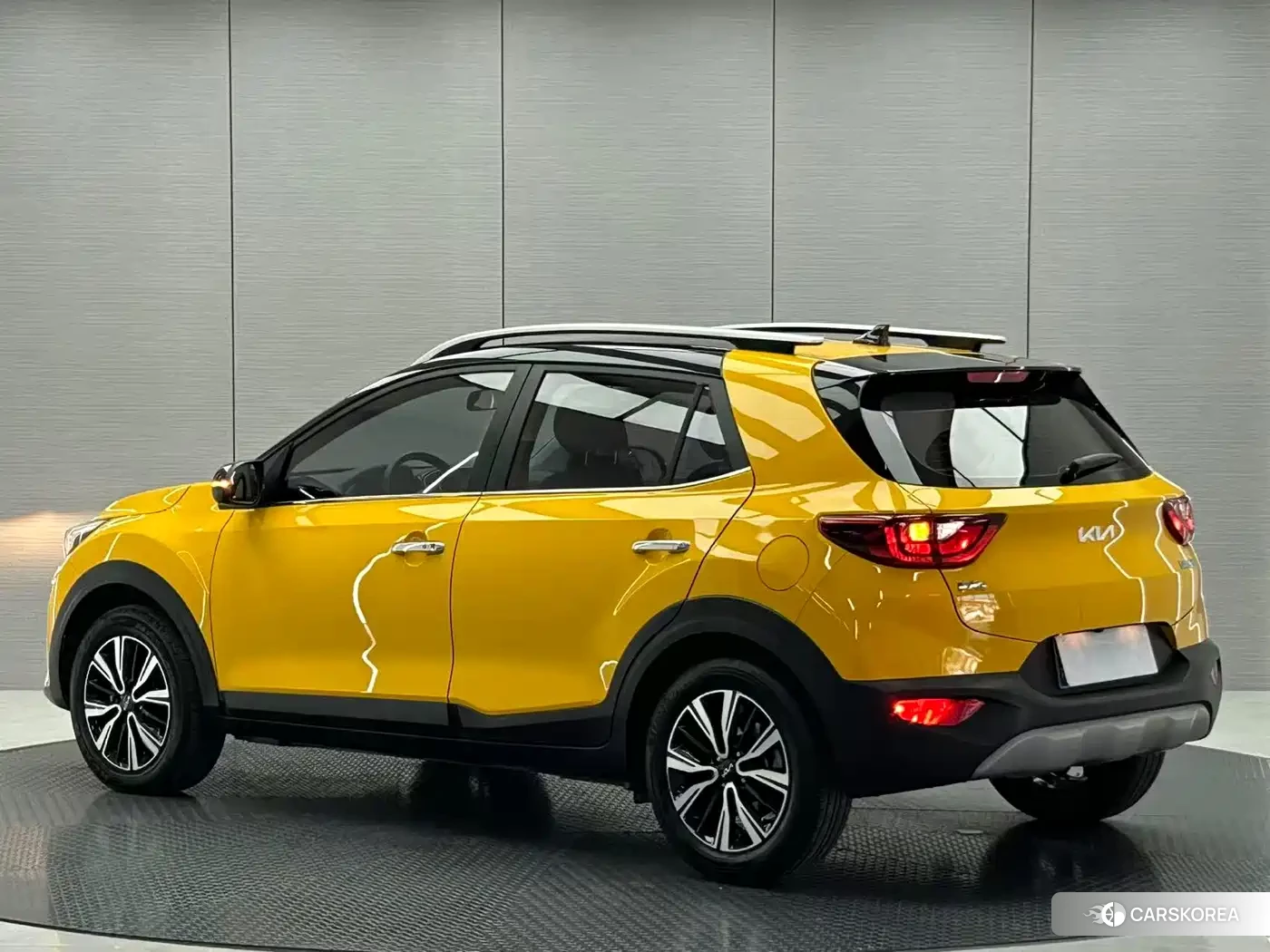 Kia KX1 2022 Yellow/orange из Китая, фото 6