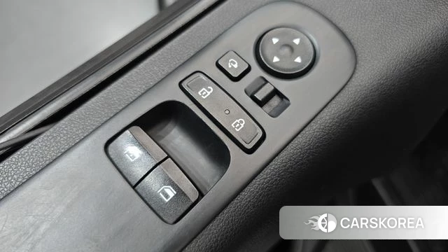 Hyundai Staria 2022 Серебряный из Кореи, фото 6