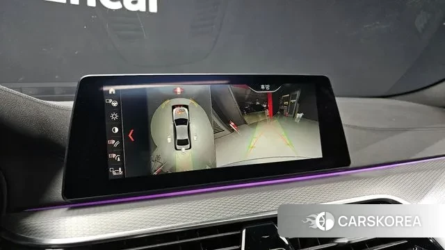 BMW 5 Series (G30) 2019 Серебристо-серый из Кореи, фото 6